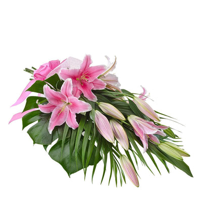 Elegant Sheaf of Oriental Lilies

For an elegant gift, look no further than Graceful. This stunning sheaf of pink oriental lilies is presented with dracaena leaf for a dramatic touch. Ideal for almost any occasion, they won't be able to resist this floral gift.

Flowers may vary from the image displayed due to seasonal availability. We'll craft an arrangement which is similar in style using seasonal flowers that is equal or greater in value. 